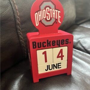Ohio State Buckeyes Wooden Desk Calendar